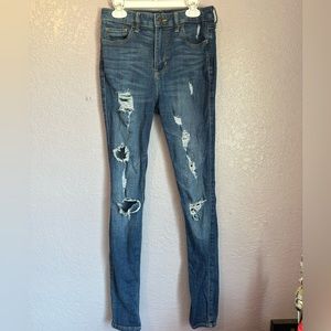 HIGH-RISE SKINNY JEANS
